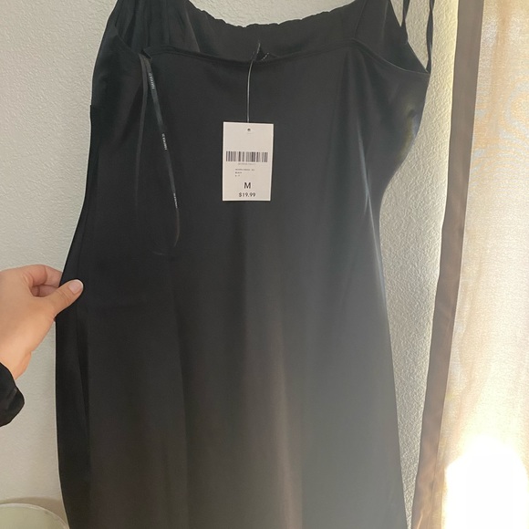 New, never worn black silk dress with scrunched - Picture 2 of 3